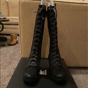 Joan of Arctic Wedge ll Tall black boot Sorel